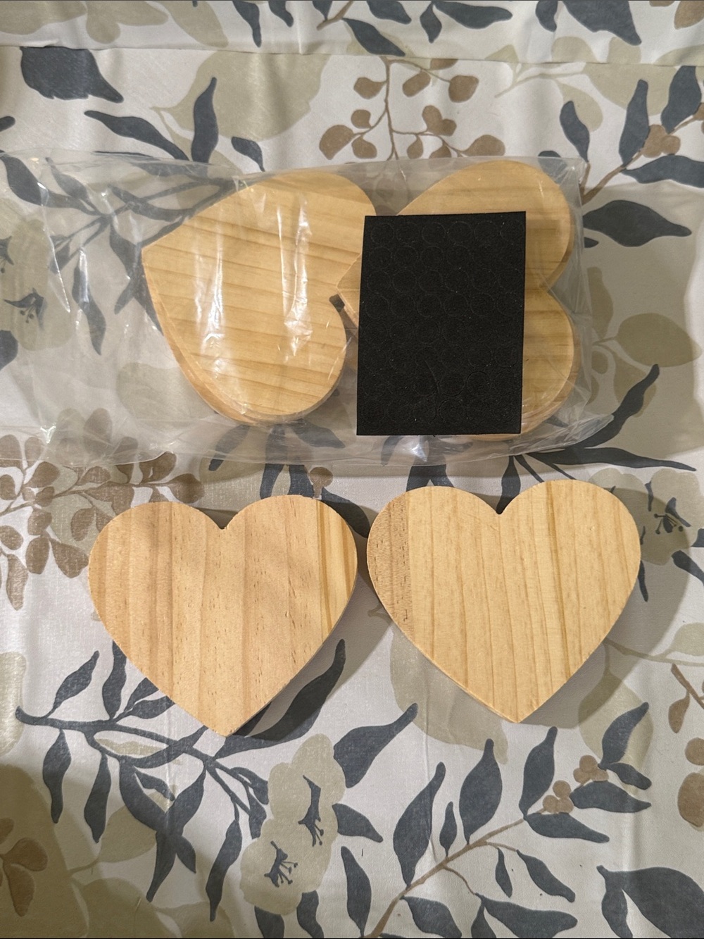 NWT Natural Wood Heart Shaped Coasters - Set of 12